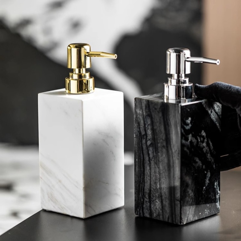 Seifenspenderflasche aus natür – Luxury Natural Skincare Bewertung und Preis