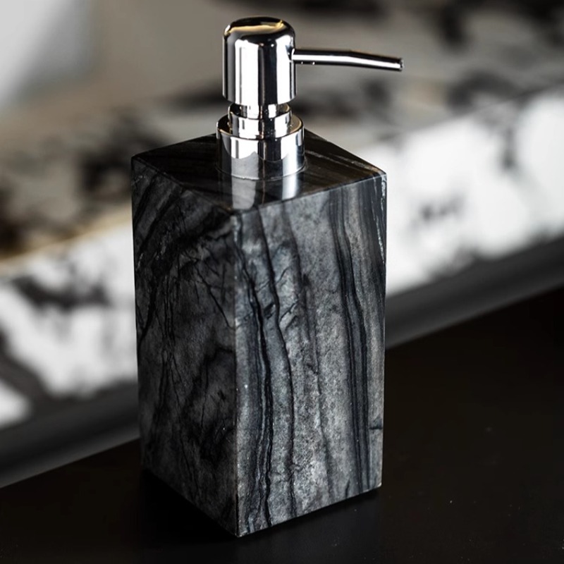 Seifenspenderflasche aus natür – Luxury Natural Skincare Bewertung und Preis